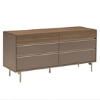 Habilleuse de la vie citadine 